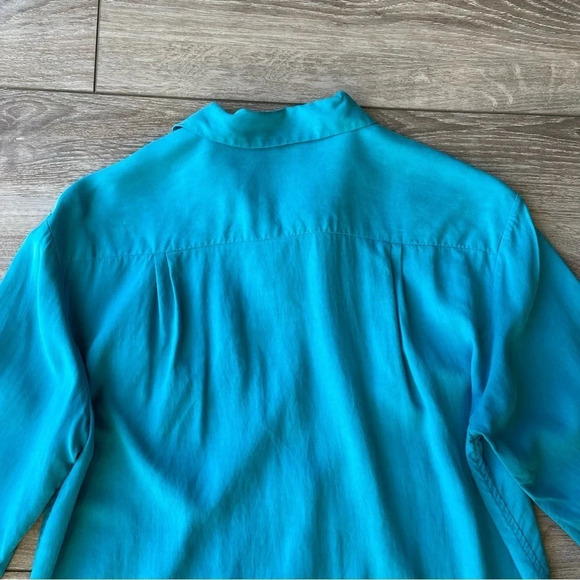 Tommy Bahama Embroidered Chest Pockets Pure  Silk Button Down Shirt - Picture 12 of 13